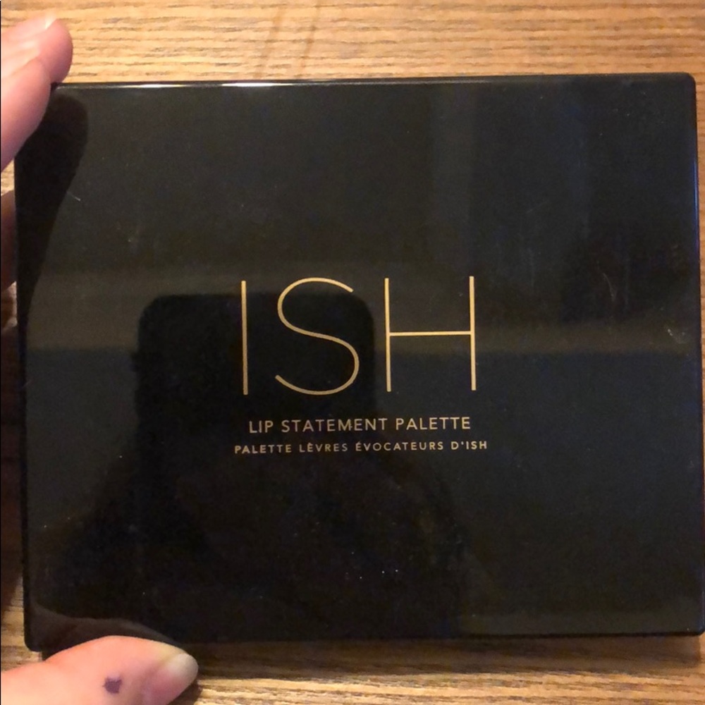 Ish lip statement palette